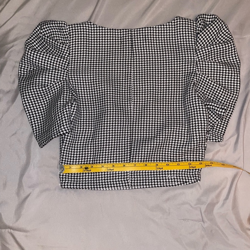 Classic Black and White Houndstooth Women's Top - Picture 3 of 4